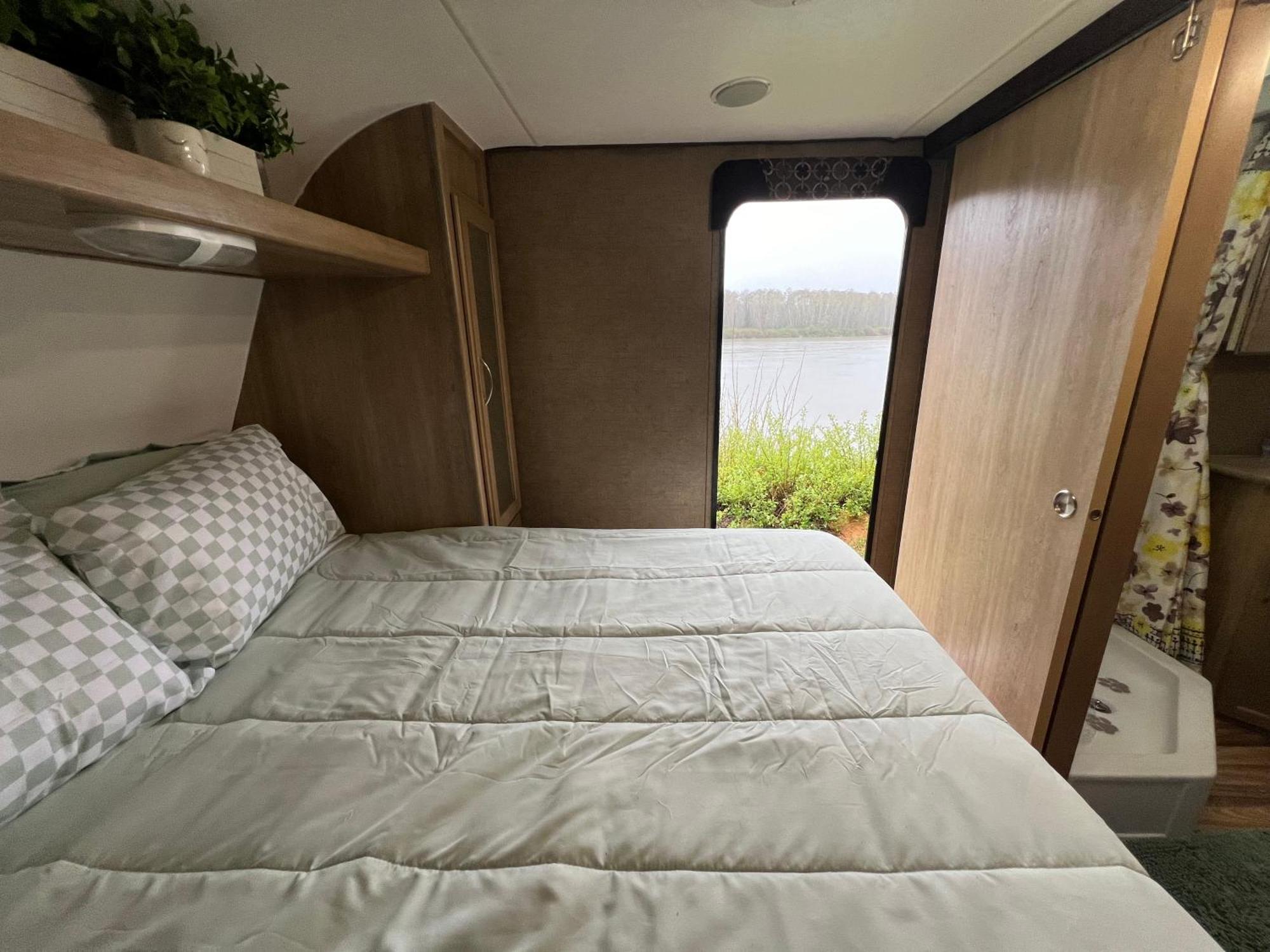 Surfside Glamping Camper Otel Klamath Dış mekan fotoğraf
